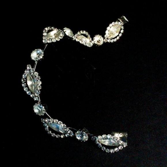 Weiss Signed Designer Foiled Back Rhinestone Chaton Crystal Diamante Bracelet - Picture 1 of 7